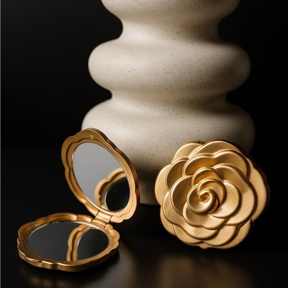 Gold Elegant Compact Mirror, (brand new)